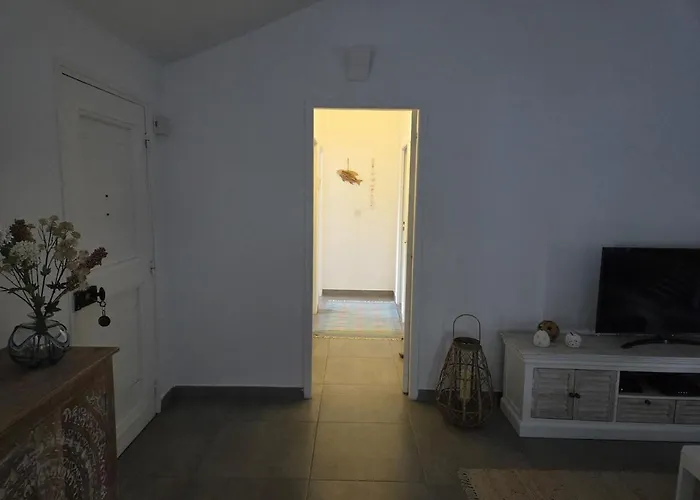 Casa Flora Avec Piscine A 300m De La 펜션 *