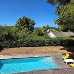 Casa Flora Avec Piscine à 300m De La Casa de Férias *