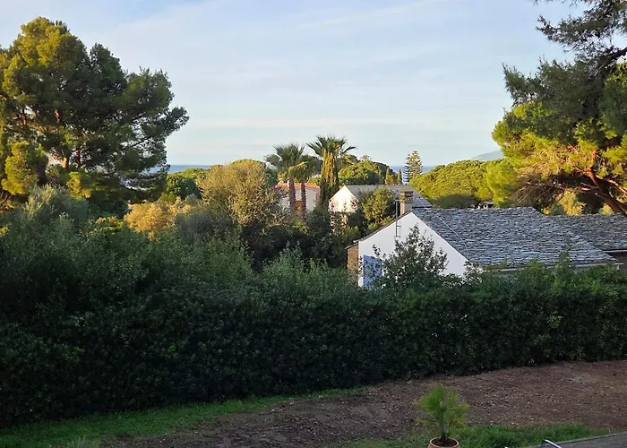 Casa Flora Avec Piscine A 300m De La * Saint-Florent (Corsica)